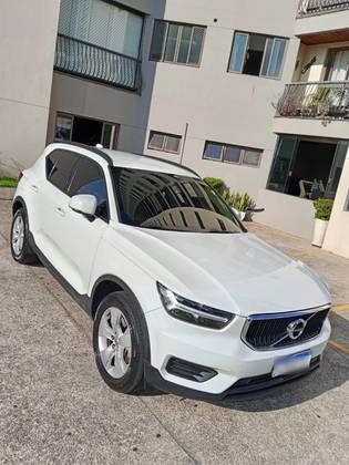 VOLVO XC40 2.0 T4 GASOLINA GEARTRONIC VOLVO XC40 2.0 T4 GASOLINA GEARTRONIC